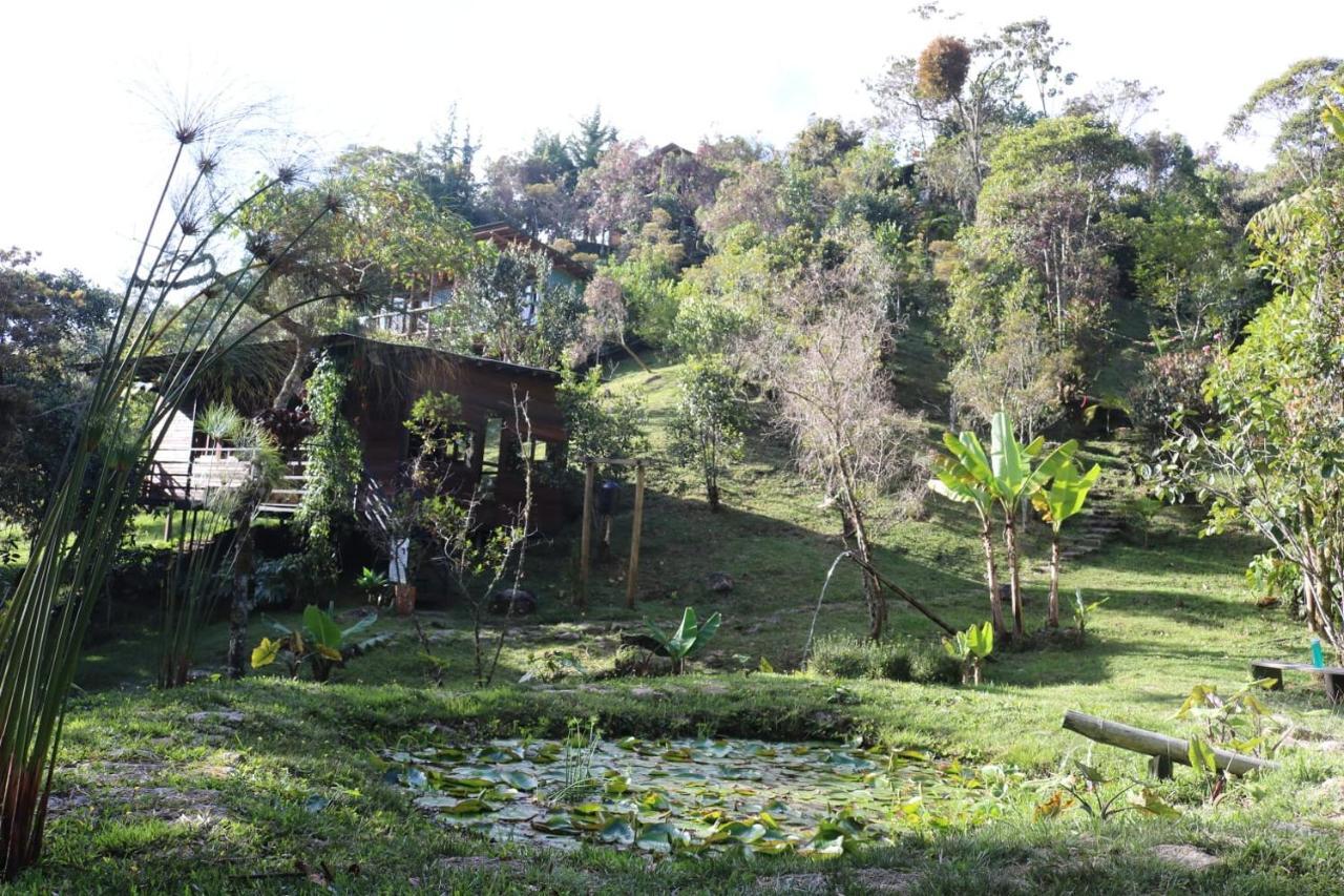La Casa De Loto Retreat Guatapé Екстериор снимка