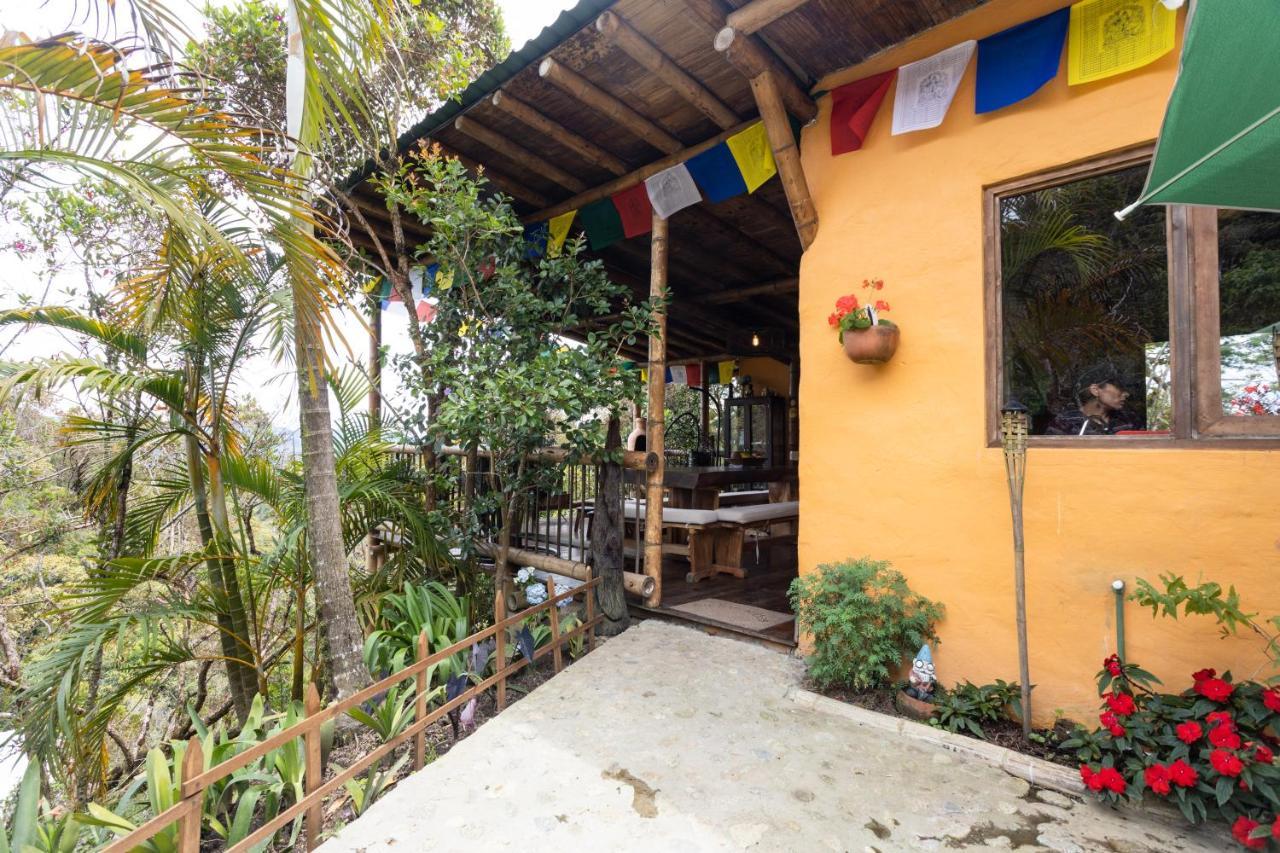 La Casa De Loto Retreat Guatapé Екстериор снимка