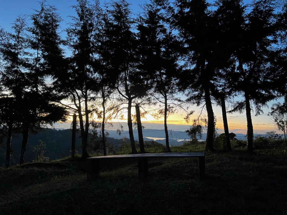 La Casa De Loto Retreat Guatapé Екстериор снимка